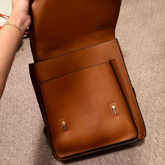 leather backpack - Picture 4 of 4